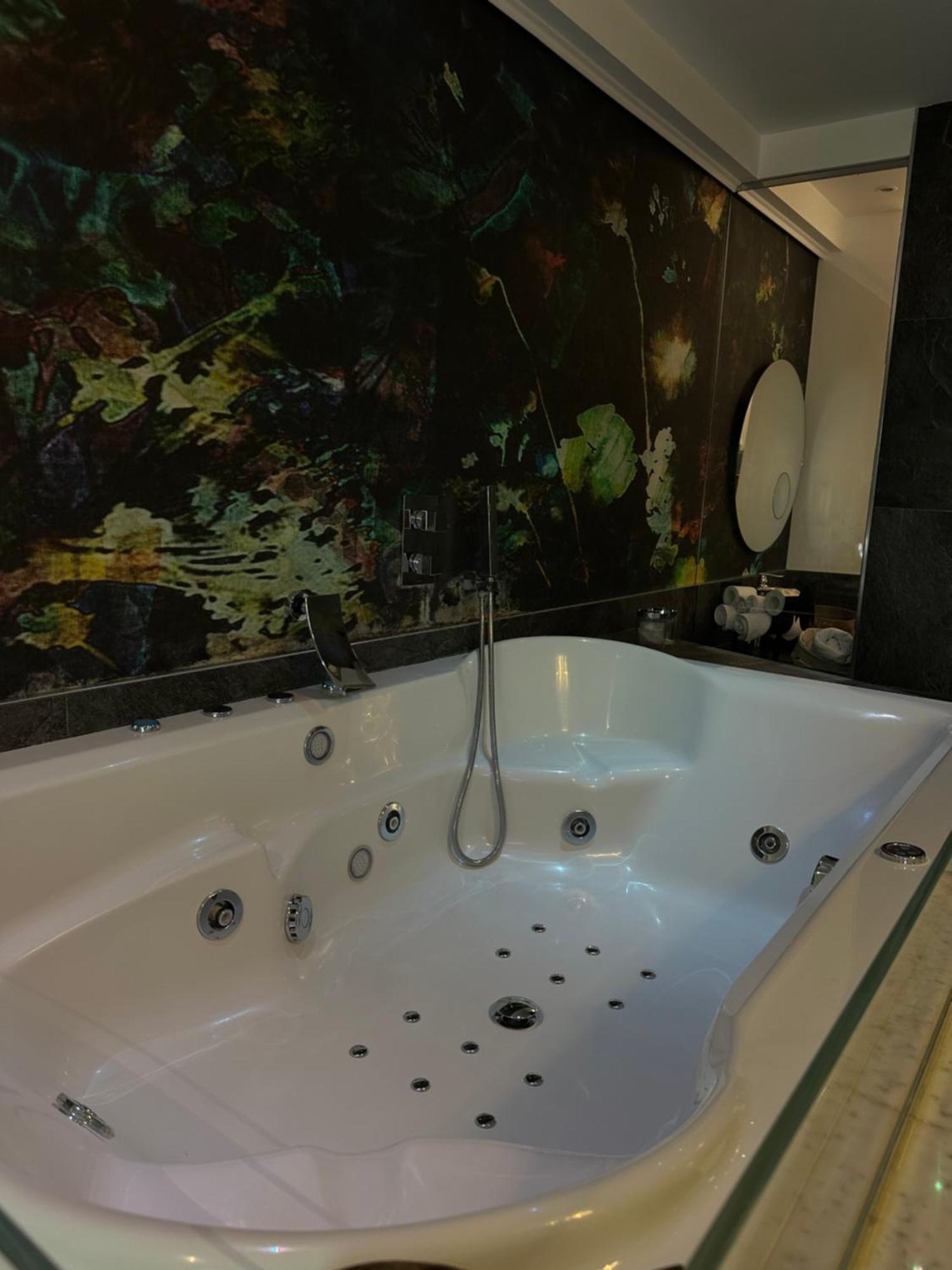 Assisi Luxury Spa Suite Superior Екстериор снимка